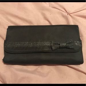 Makeup brush clutch